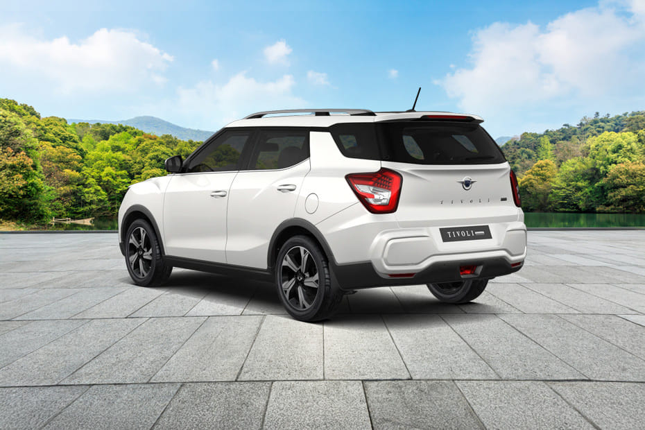 Rear Cross Side View of KGM XLV