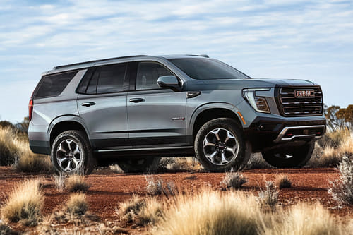 GMC Yukon  Front Cross Side View