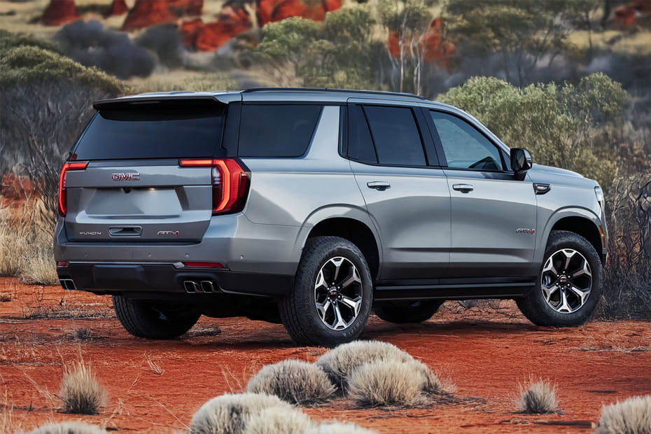 يوكون  Rear angle view