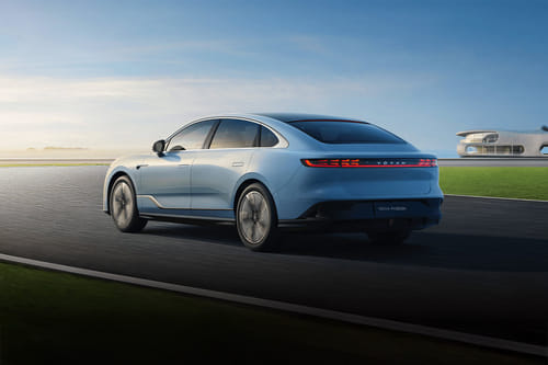 Rear Cross Side View of Voyah Passion