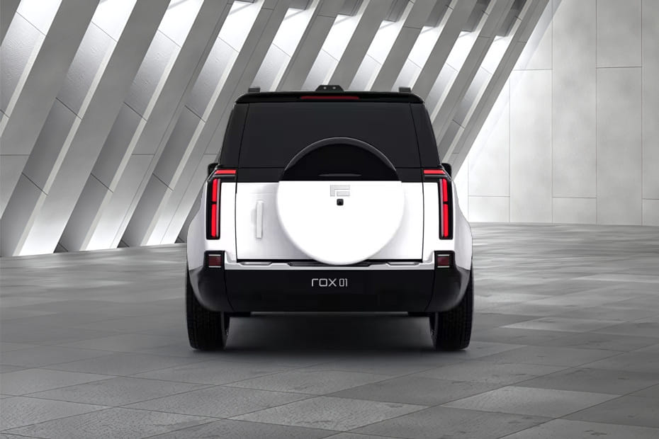 Full Rear View of روكس 01