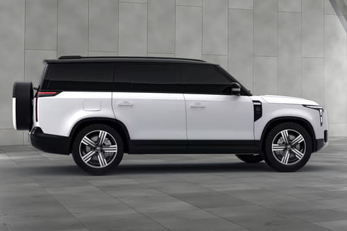 01 Medium Angle Front View