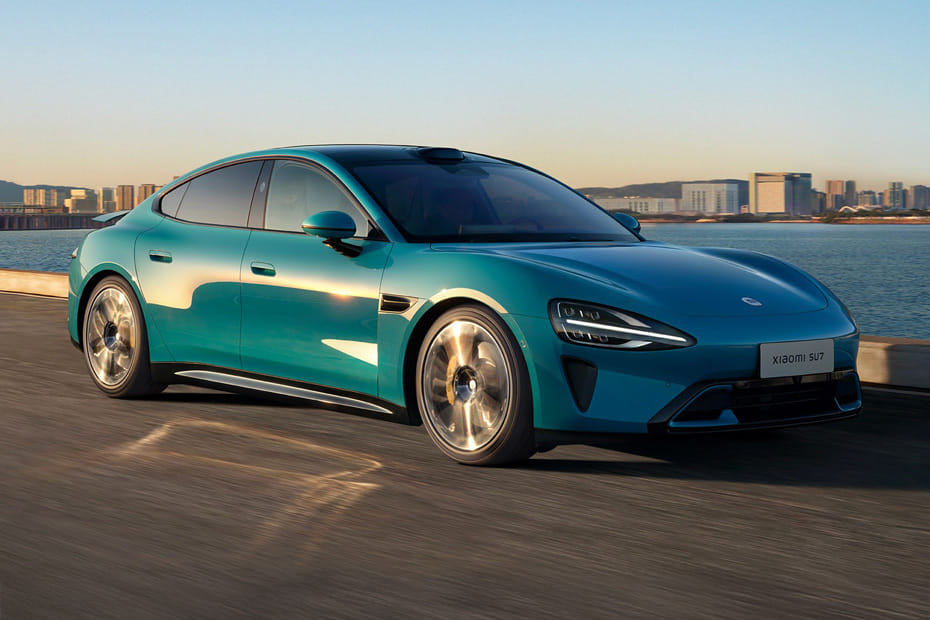 Xiaomi SU7 Front Medium View