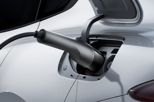 Gas Cap Open of إس يو 7