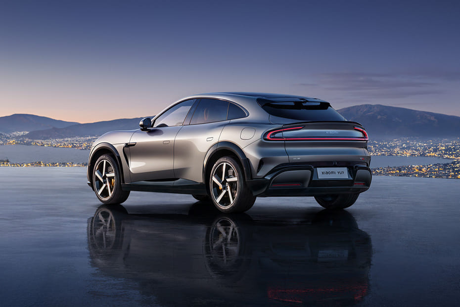 Rear Cross Side View of Xiaomi YU7