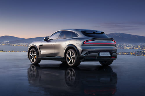 Rear Cross Side View of Xiaomi YU7