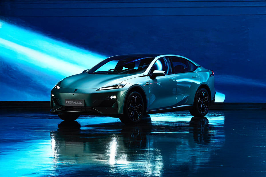 ديبال  إل 07 Front angle low view