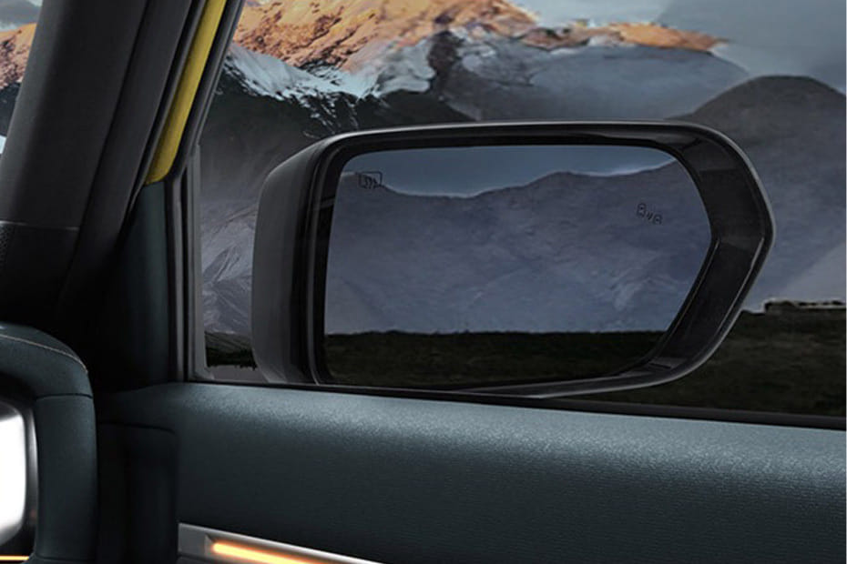 ديبال جي 318 Drivers Side Mirror Rear Angle
