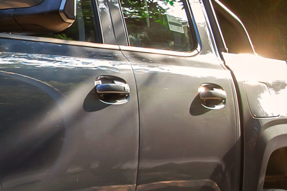 جراند أفينيو Door handle