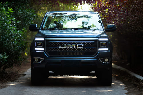 Full Front View of Grand Avenue