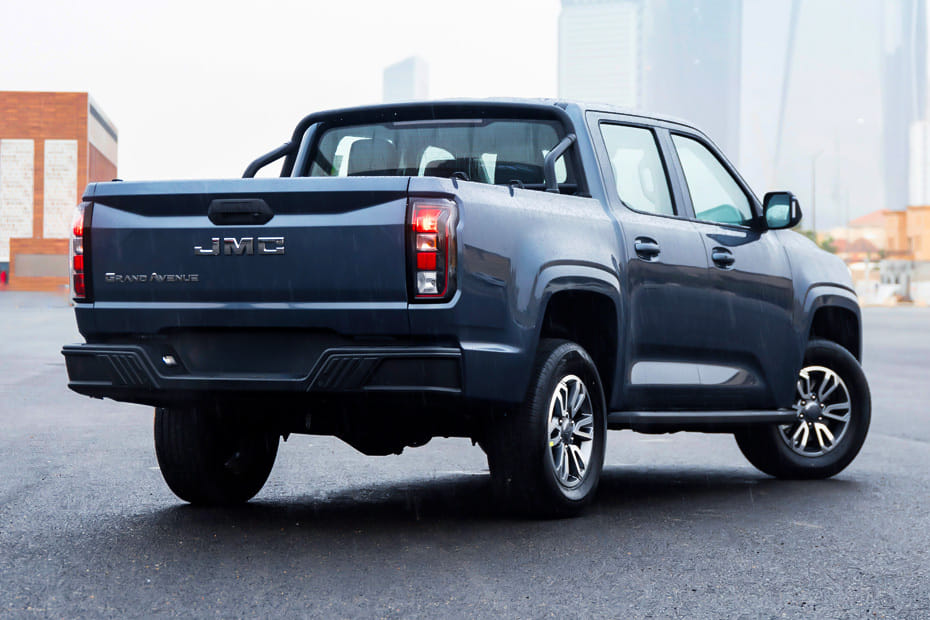 جراند أفينيو Rear angle view