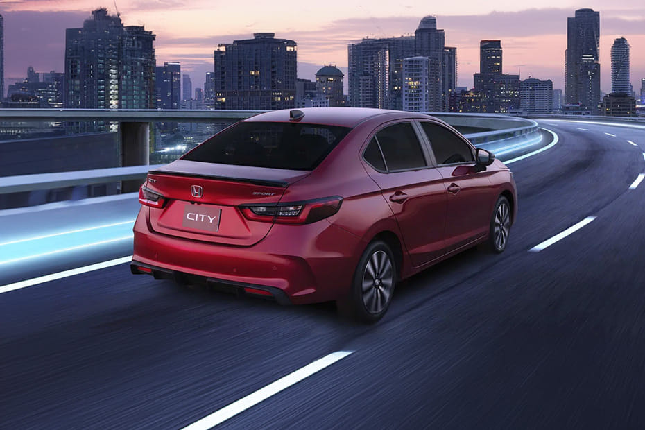 مدينة Rear angle view