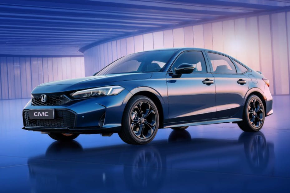 Honda  Civic Front angle low view
