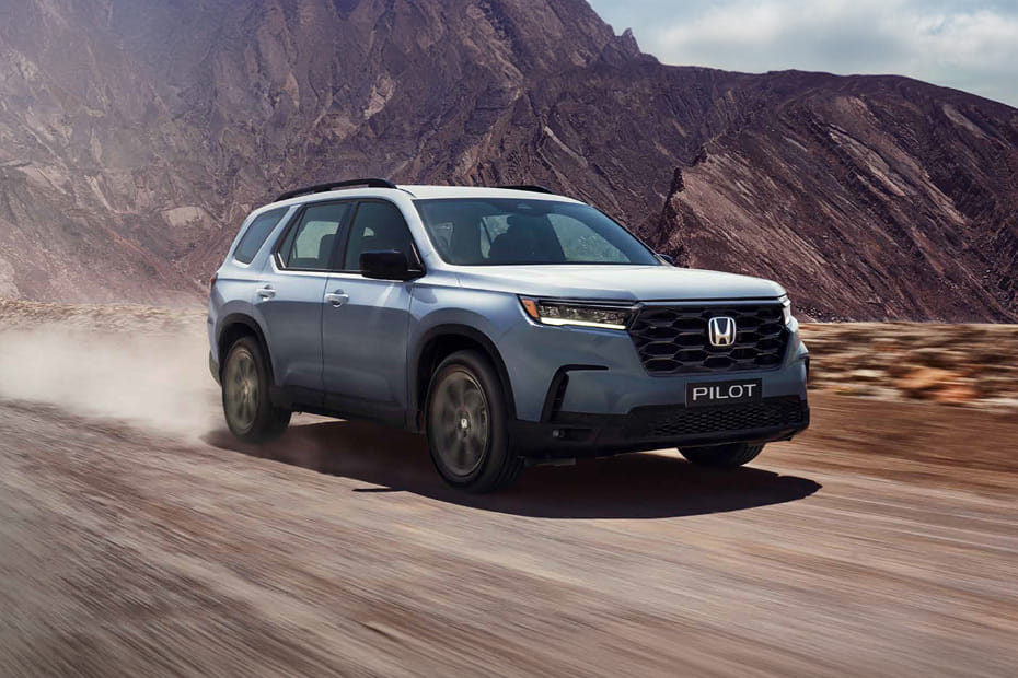 Honda Pilot Front Medium View