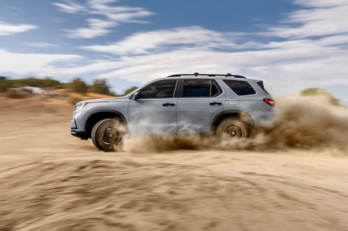 بايلوت Side view