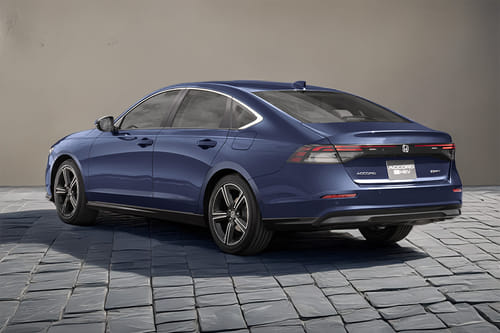 Rear Cross Side View of Honda ACCORD E HEV