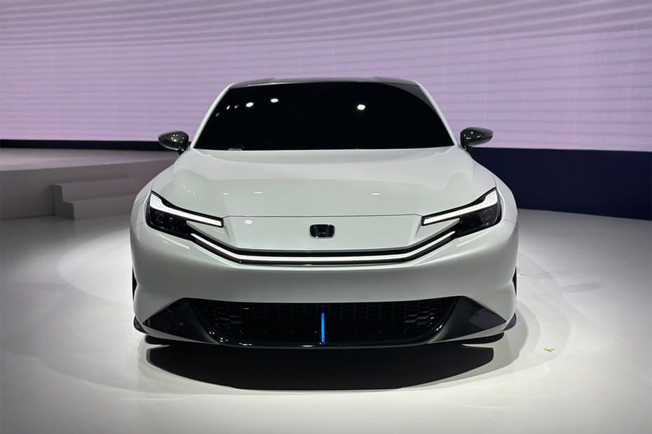 Full Front View of Prelude