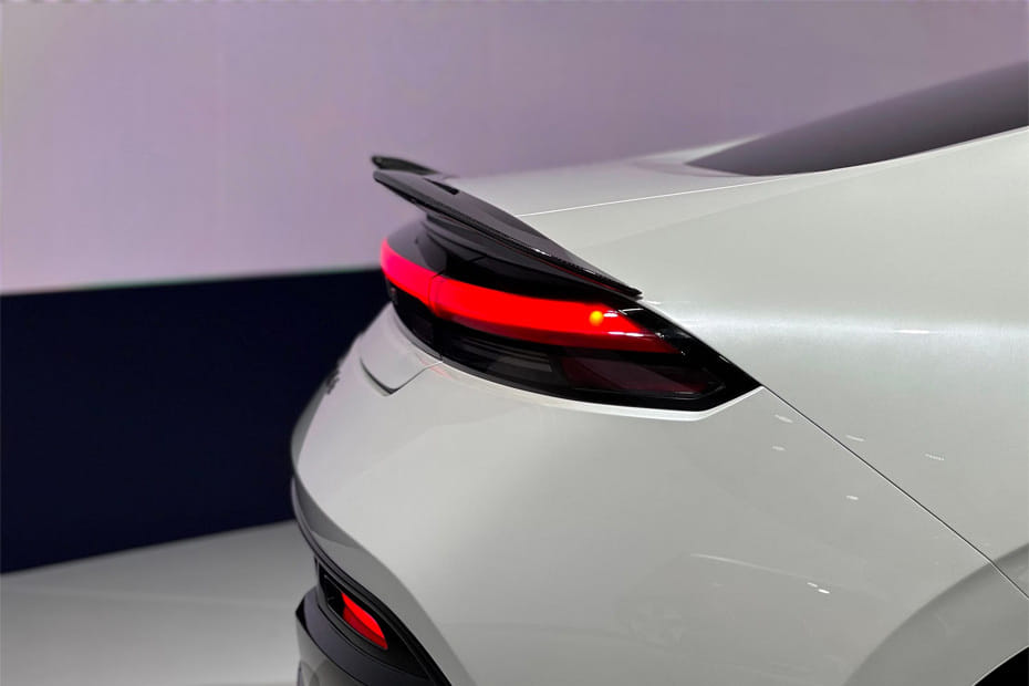Prelude Tail light