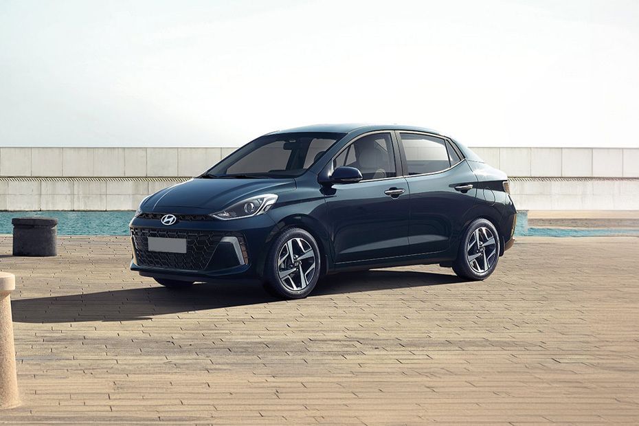 هيونداي جراند آي 10 Front Medium View