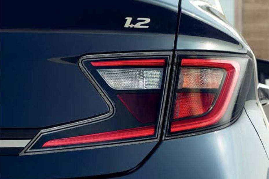 جراند آي 10 Tail light