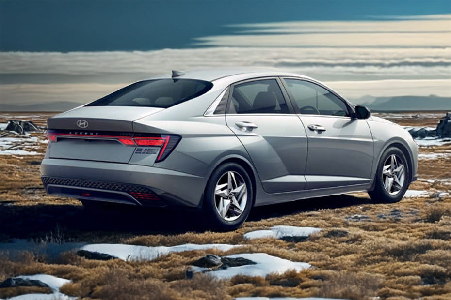 Accent Rear angle view
