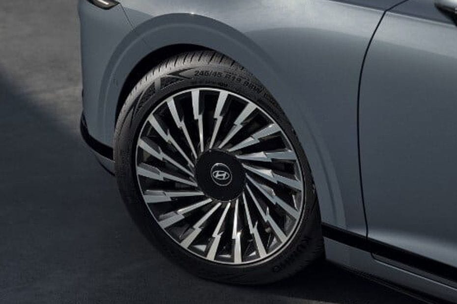 Azera Wheel