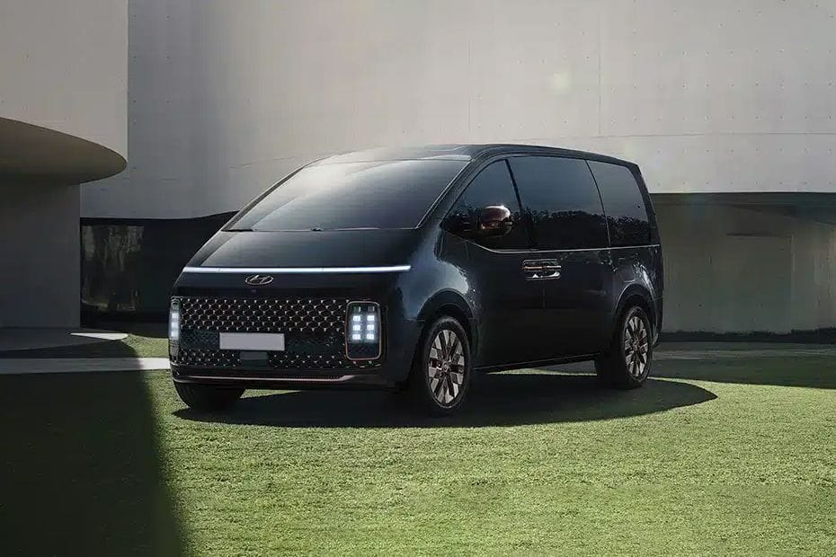 هيونداي ستاريا