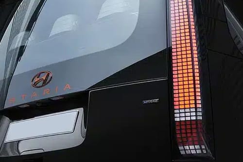 ستاريا Tail light