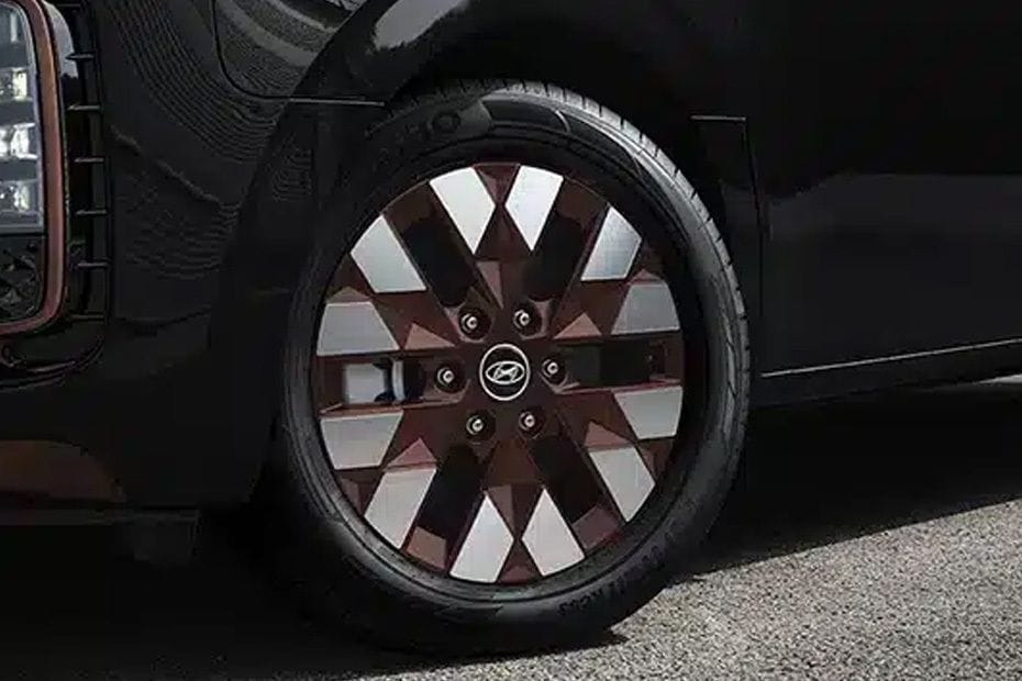 Staria Wheel