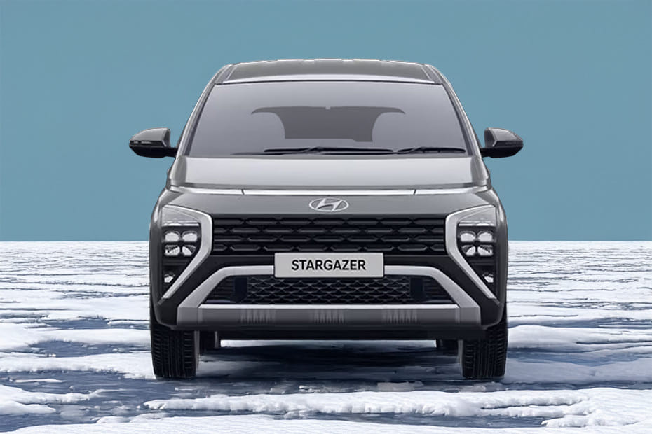 Full Front View of ستارغيزر