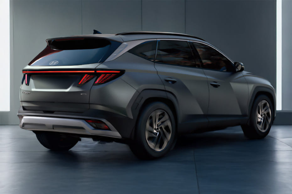 توسان Rear angle view