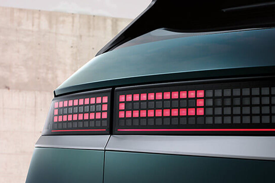 Ioniq 5 Tail light