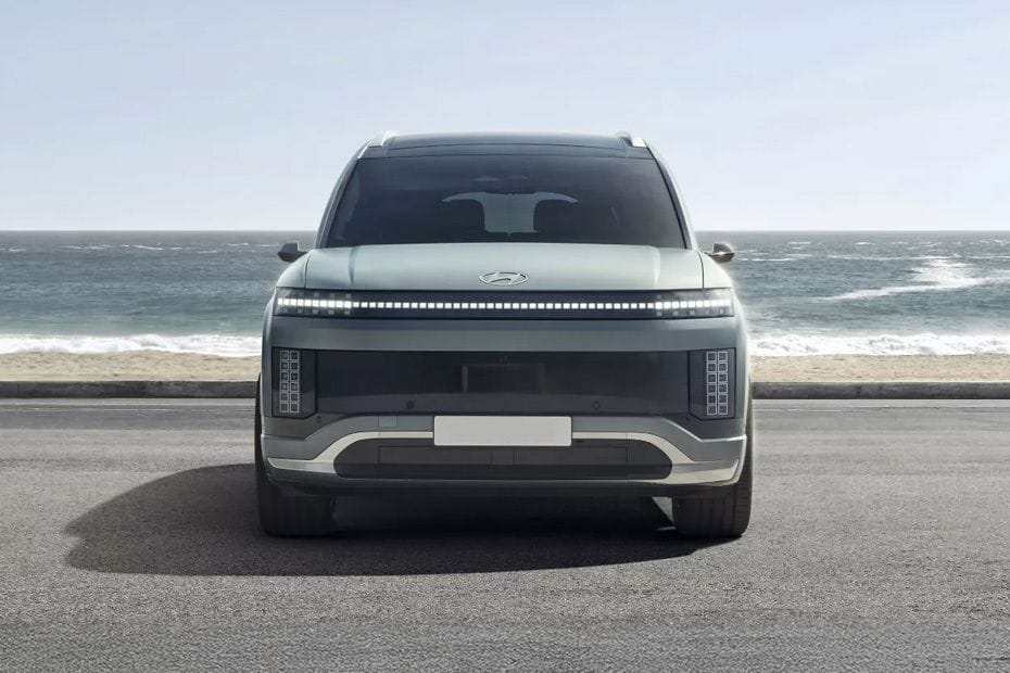Full Front View of Ioniq 9