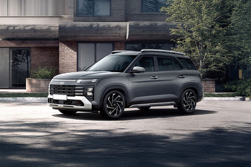 هيونداي  كريتا جراند Front angle low view