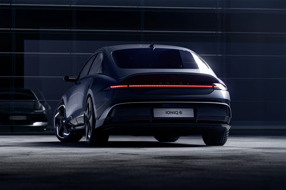 Full Rear View of هيونداي أيونيك 6 2026