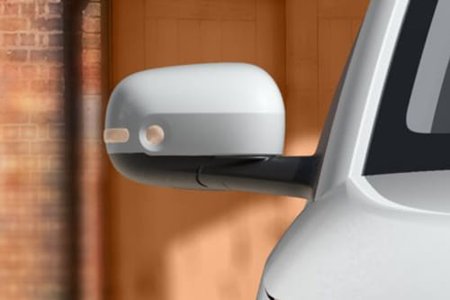 هيونداي إنستر Drivers Side Mirror Front Angle