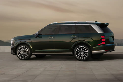 Rear Cross View of Hyundai Palisade