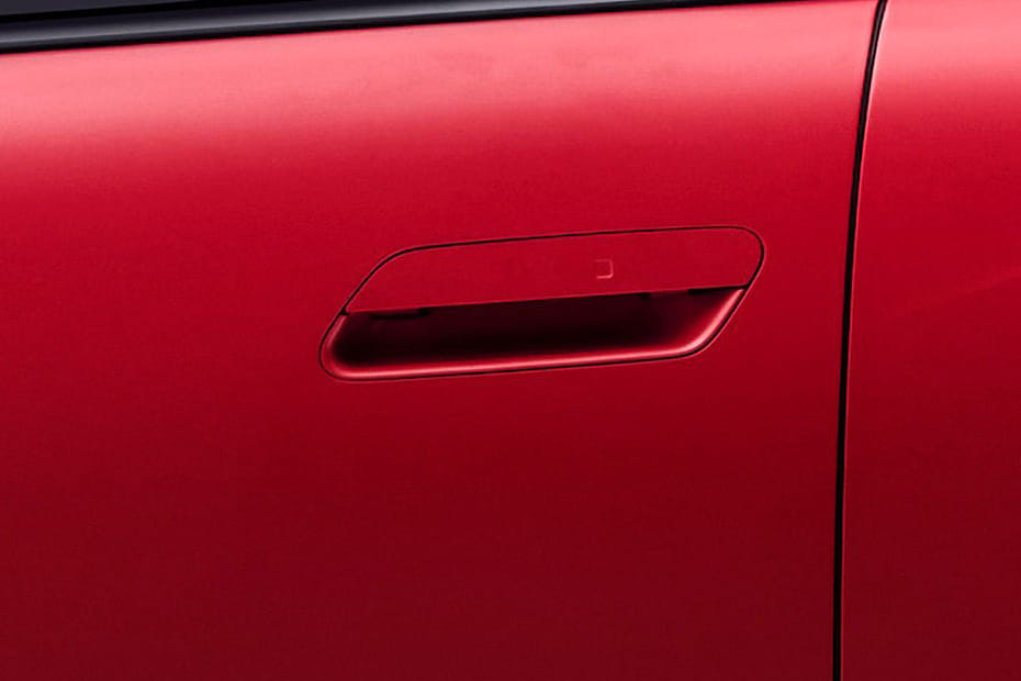 أيونيك 3 Door handle