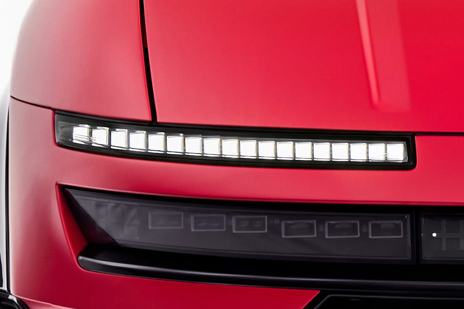 أيونيك 3 Headlight