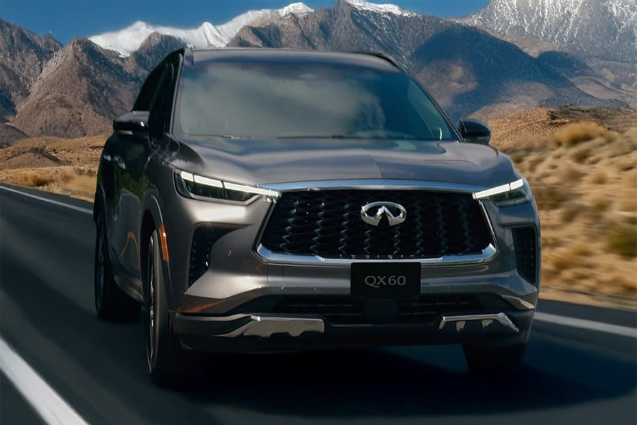 QX60 (2024-2025) Medium Angle Front View
