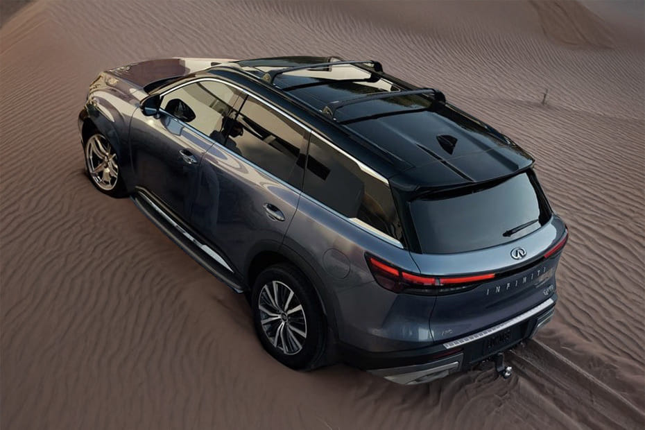 Rear Cross Side View of Infiniti QX60 (2024-2025)