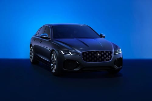 جاكوار XF