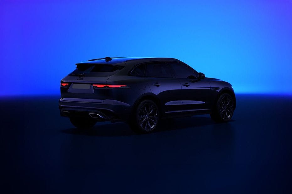 إف-بايس Rear angle view