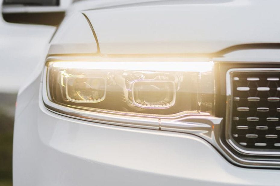 جراند واجونير Headlight