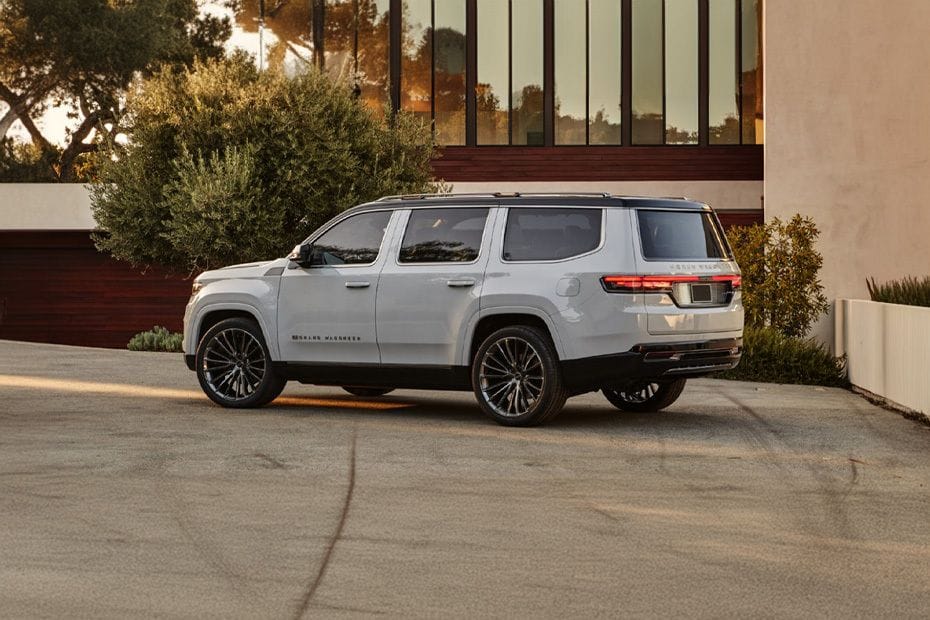 Rear Cross View of Jeep GRAND WAGONEER