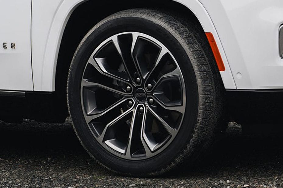 GRAND WAGONEER Wheel