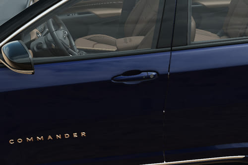 كوماندَر Door handle