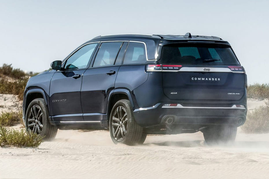 Rear Cross Side View of Jeep Commander