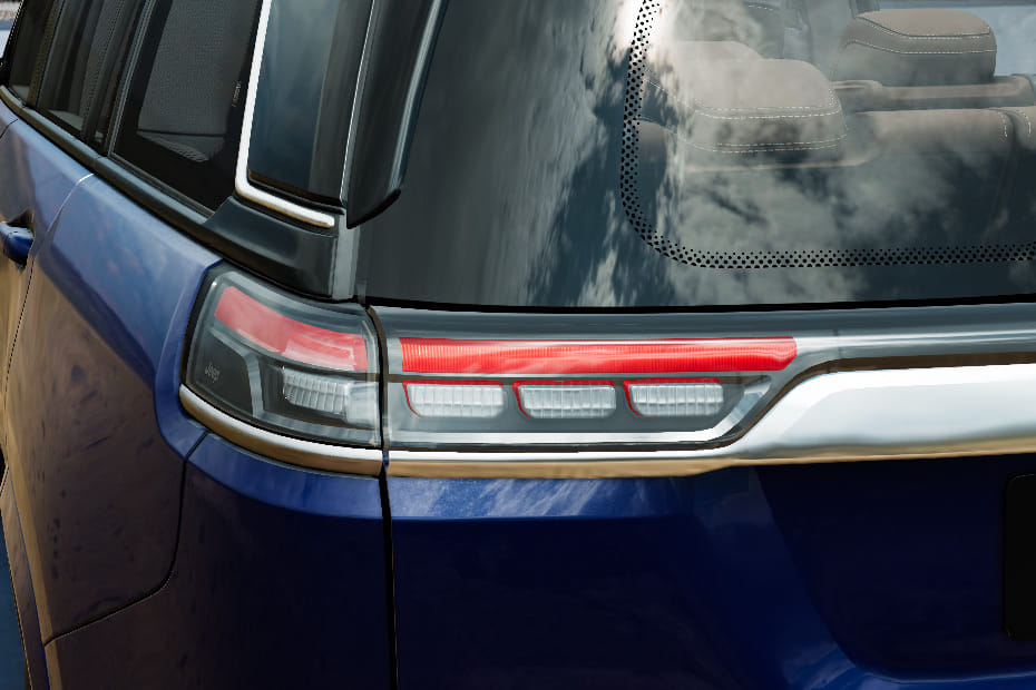 Commander Tail light