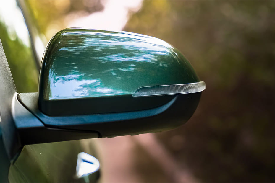 KIA Seltos Drivers Side Mirror Front Angle